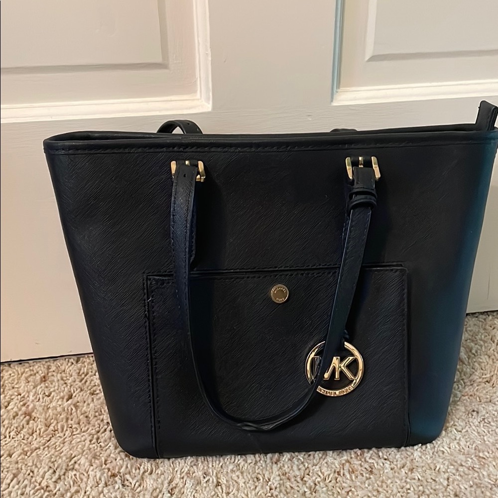 Michael Kors Black Leather Satchel Handbag Purse like new